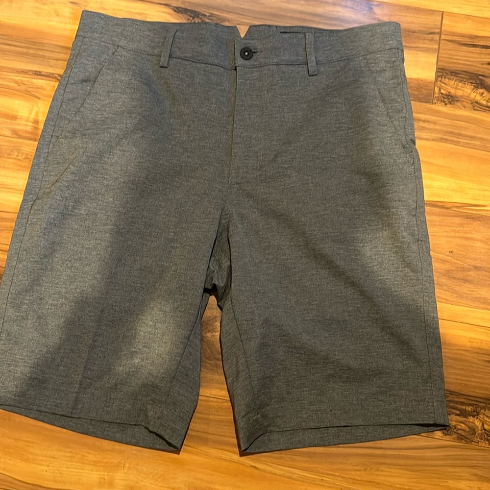 Dunning golf shorts